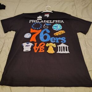 Philadelphia 76ers Graphic T-Shirt